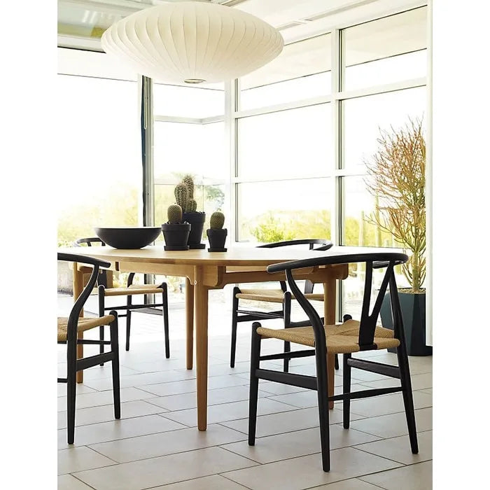 de 2 chaises de salle à manger modernes en bois avec dossier en Y, accoudoirs et assise en chanvre pour la maison, le restaurant et le bureau