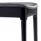 Chaise de salle à manger commerciale en bois massif avec assise rembourrée en vinyle - lot de 2